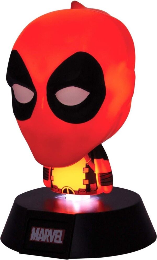 Marvel - Lampa biurkowa 3D zasilana na baterie Deadpool